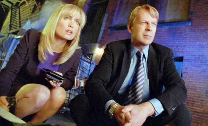 Рада Митчелл в фильме Безумцы