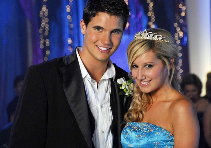 Робби Амелл (Robbie Amell) - биография, новости, личная жизнь, фото ...
