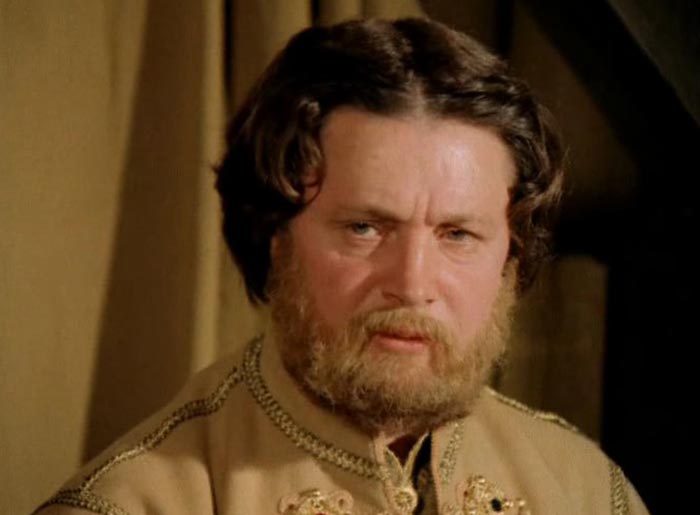 Роман Хомятов в фильме В начале славных дел