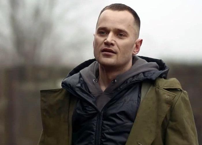 Руслан Корнеков в сериале Уцелевшие