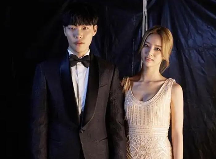 Рю Джун Ёль и Ли Хе Ри