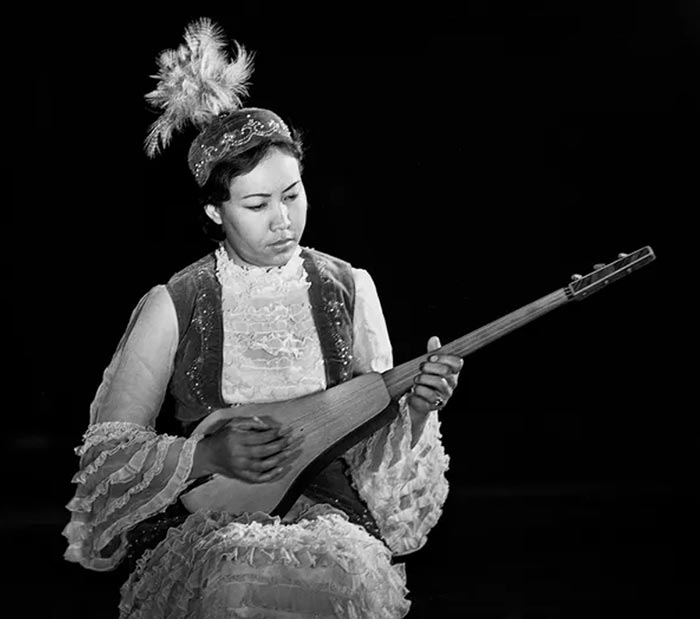 Самарбюбю Токтахунова в молодости