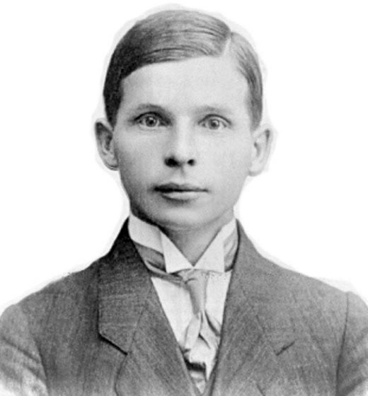 Сергей Ильюшин в молодости