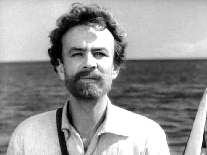 Сергей Курилов в роли Николая Миклухо-Маклая