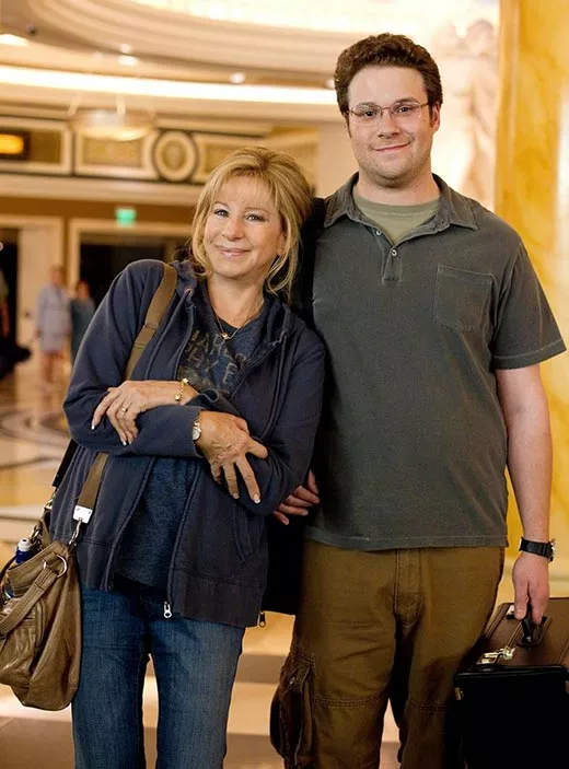 Сет Роген и Барбра Стрейзанд в фильме Проклятие моей матери