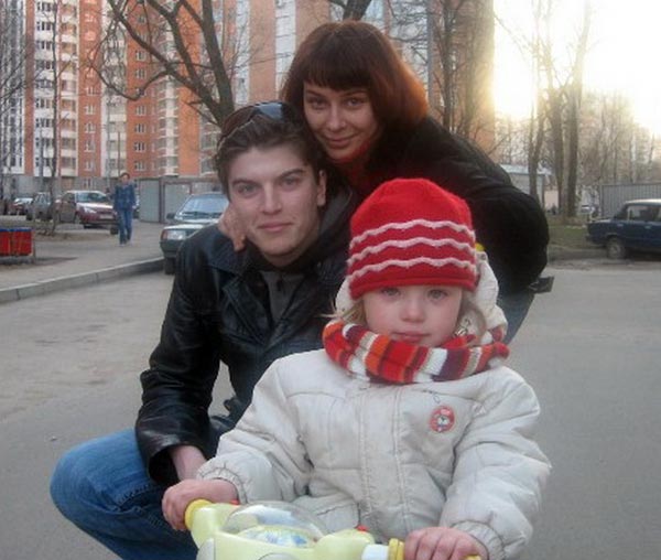 Анатолий Смиранин с женой и дочерью