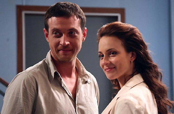 Анна Снаткина и Кирилл Сафонов в сериале Татьянин день