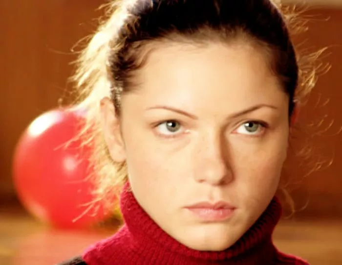 Соня Росс в фильме Тупой жирный заяц