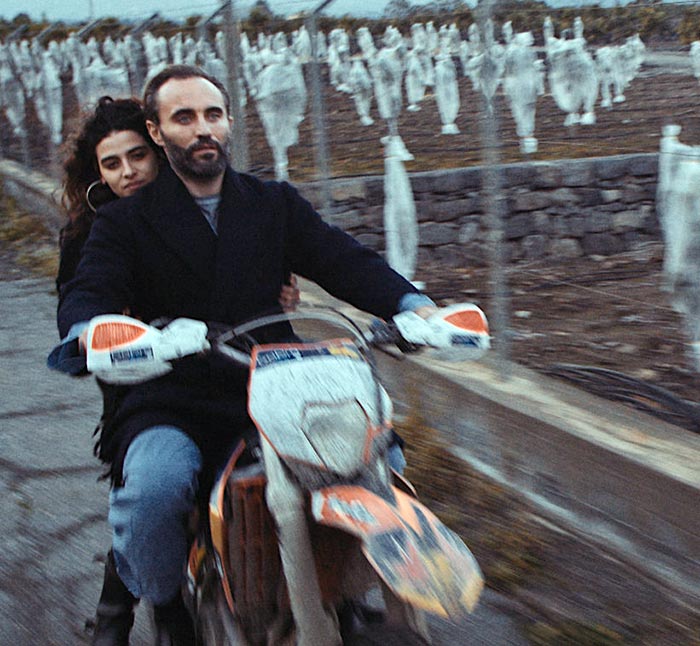 Стефано Кассетти в фильме Фолия