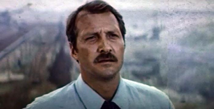 Степан Олексенко в фильме Платон мне друг