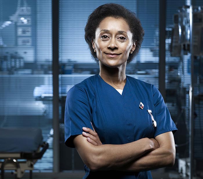 Сюзанн Пэкер в сериале Катастрофа