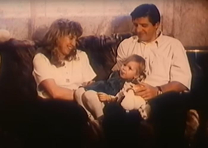 Светлана Мастеркова и Асят Саитов с дочерью