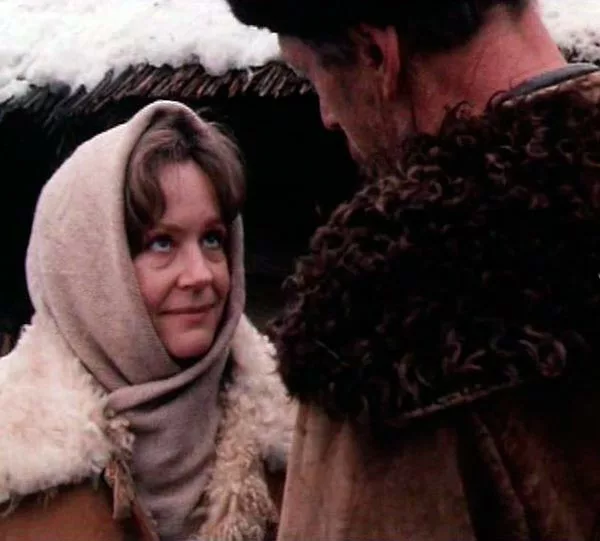 Светлана Окружная в фильме Плач перепелки