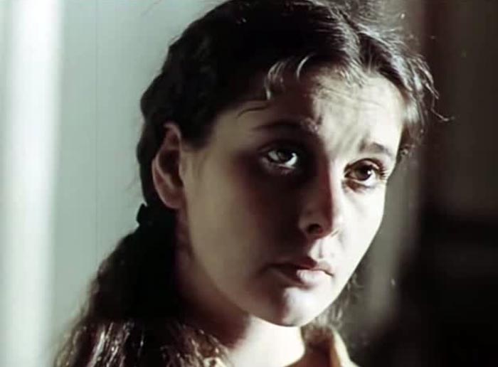 Светлана Петросьянц в фильме Золотая стрела