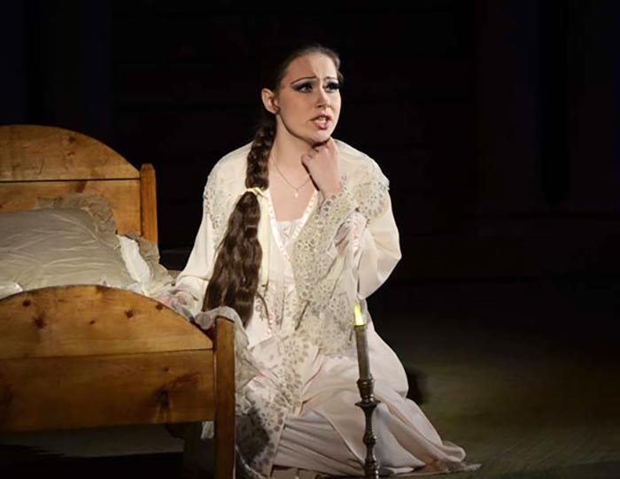 певица Светлана Ползикова