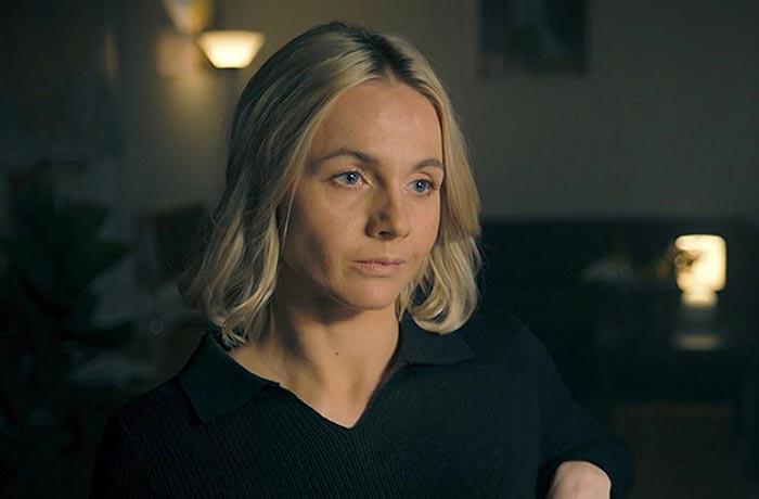 Светлана Токарская в сериале Стой! Не то мама будет гадать