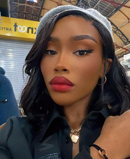 Толами Бенсон девушка Букайо Сака