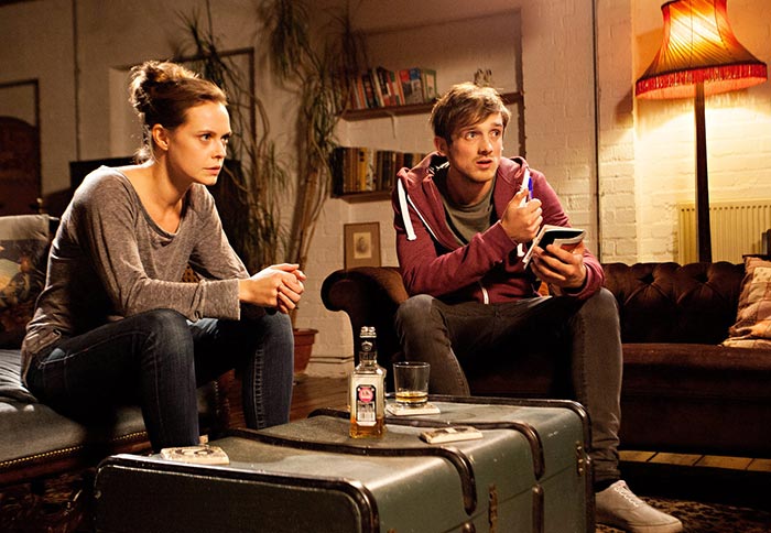 Тори Батлер-Харт в фильме Двое подставленных