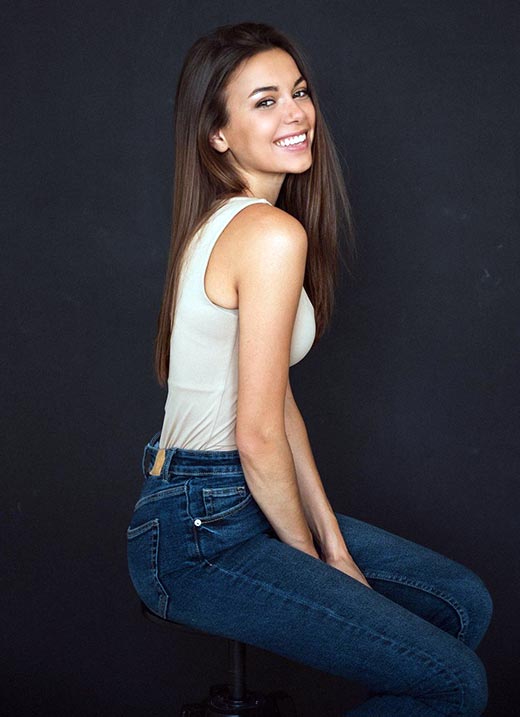 актриса Валерия Старченкова