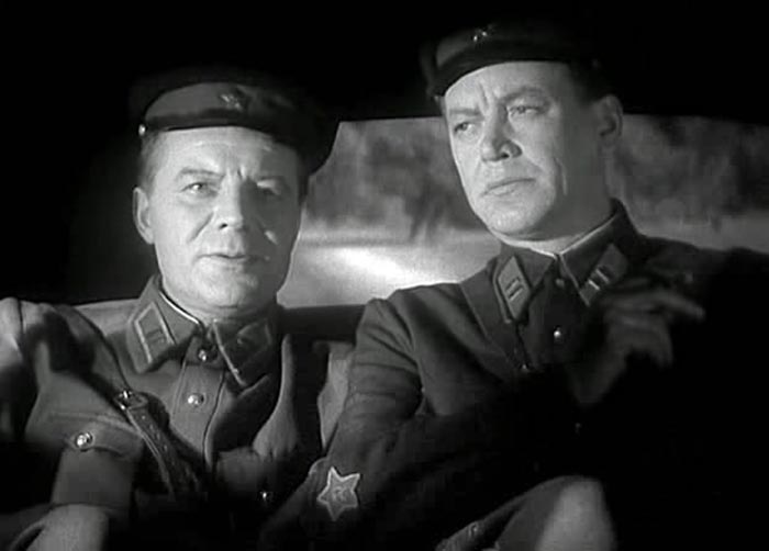 Василий Макаров в фильме Бессмертный гарнизон