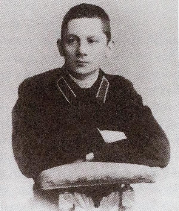 Василий Комаровский в юности