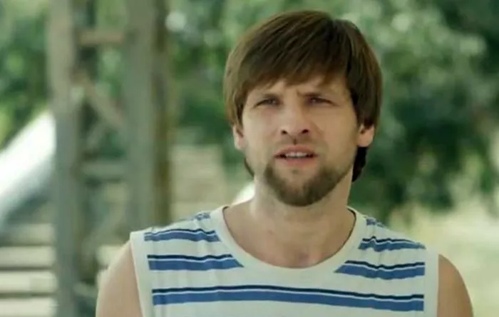 Василий Кухарский в сериале Пляж