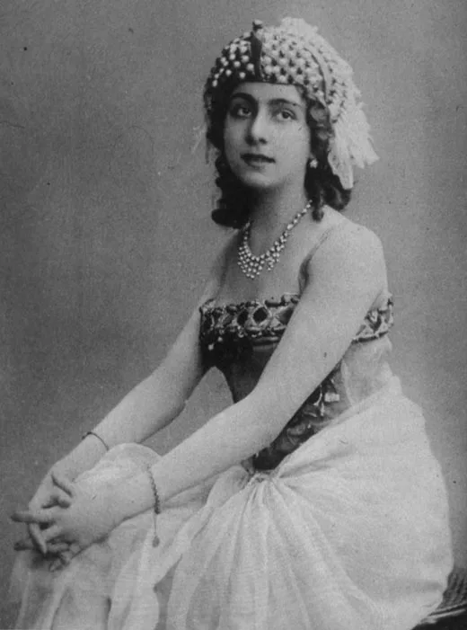 балерина Вера Каралли