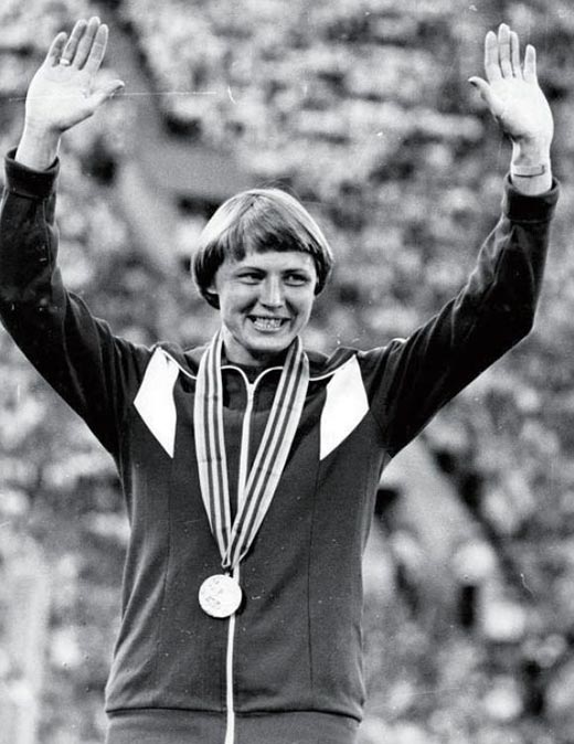 легкоатлетка Вера Комисова