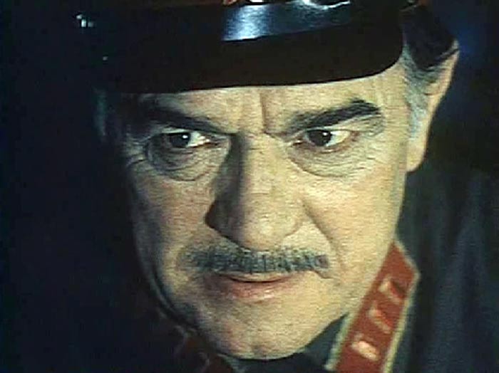 Виктор Щербаков в фильме Аляска сэр