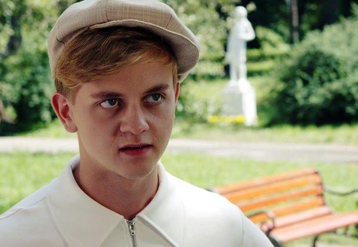 Виталий Ажнов в фильме Битва за Севастополь