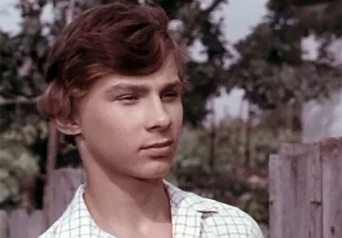 Владик Комаров в фильме Голубой патруль