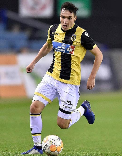 российский футболист Вячеслав Караваев