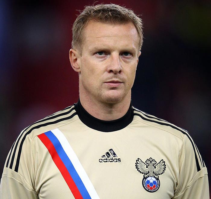 Российский вратарь Вячеслав Малафеев