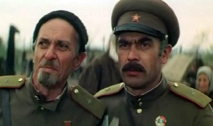 Валентин Белохвостик в роли Семена Руднева