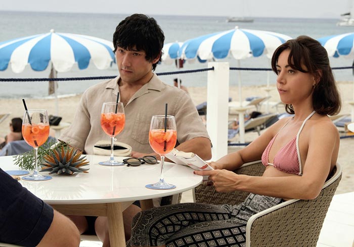 Уильям Шарп в сериале Белый лотос