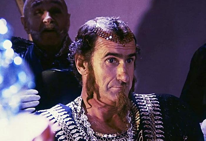 Владимир Кремена в фильме Полет в страну чудовищ