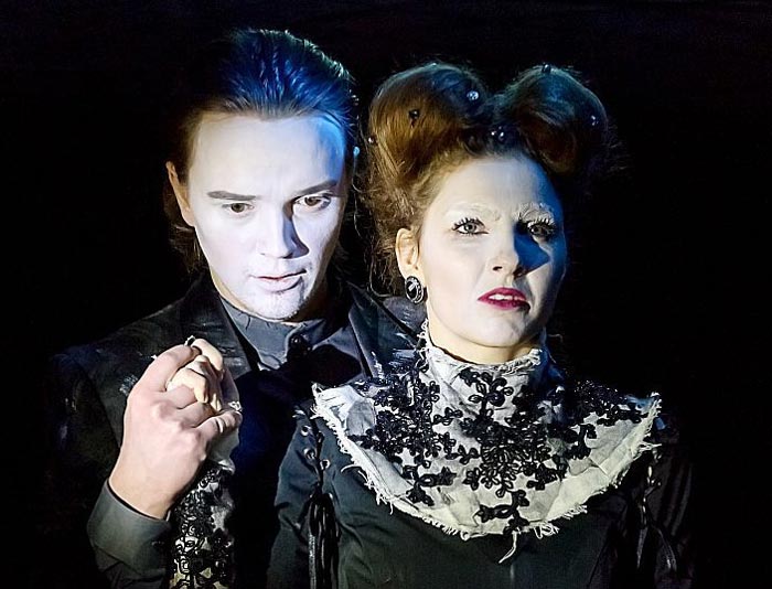 Владимир Логвинов в спектакле Пелеас и Мелисанда