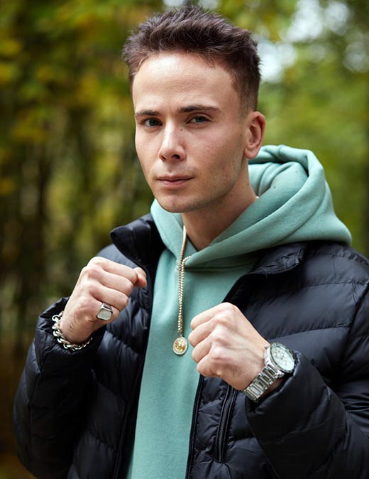 Владислав Кунеевский в сериале Не дождётесь