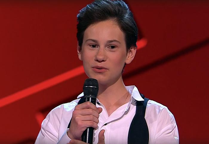 Владислав Тюкин в шоу Голос Уже не дети