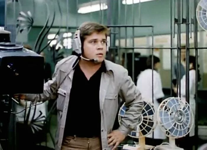 Яков Овчуков-Суворов в фильме Искренне Ваш