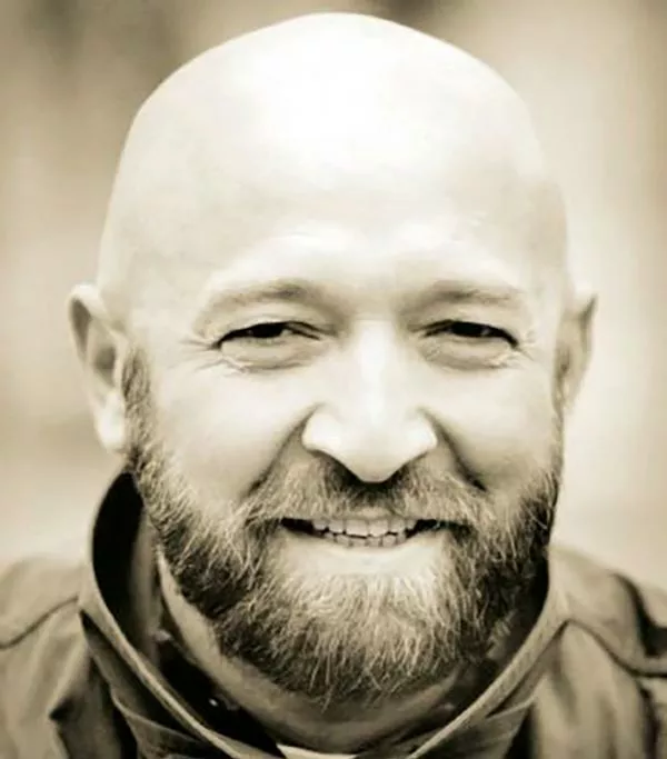 актер и певец Яков Явно