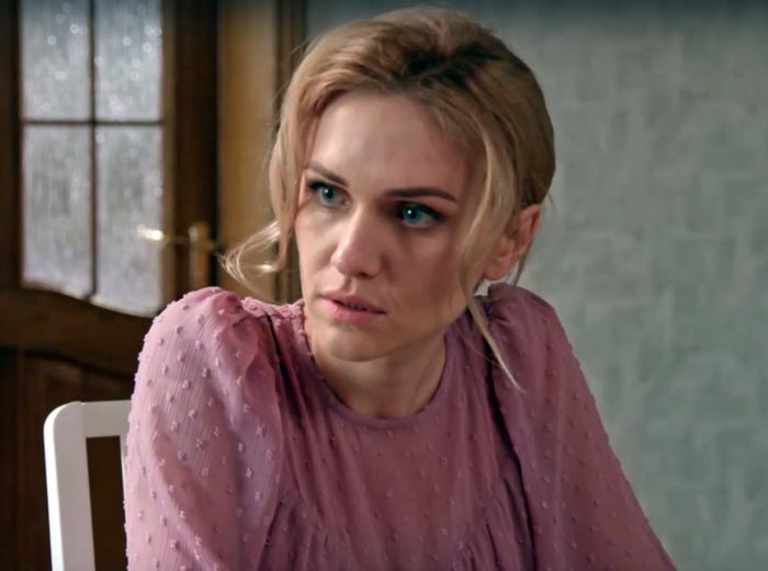 Яна Ключник в сериале Козырное место