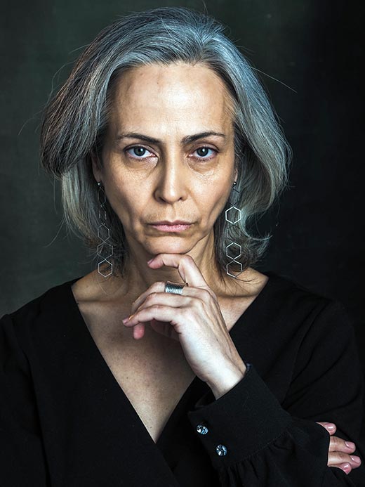 актриса Яна Куликова