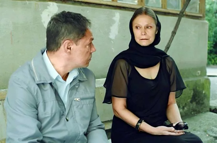 Юлия Нестранская в сериале Научи меня жить