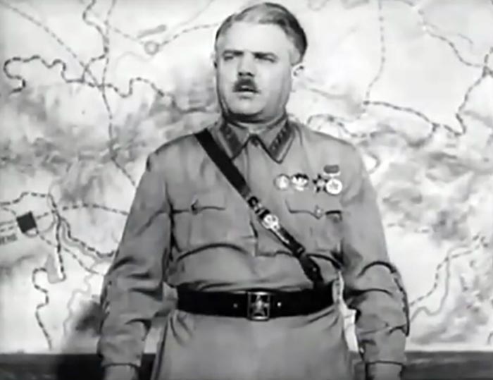 Юрий Шумский в фильме Эскадрилья №5