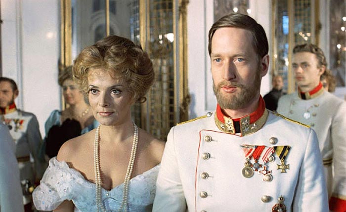 Зофия Сареток в фильме Аустерия