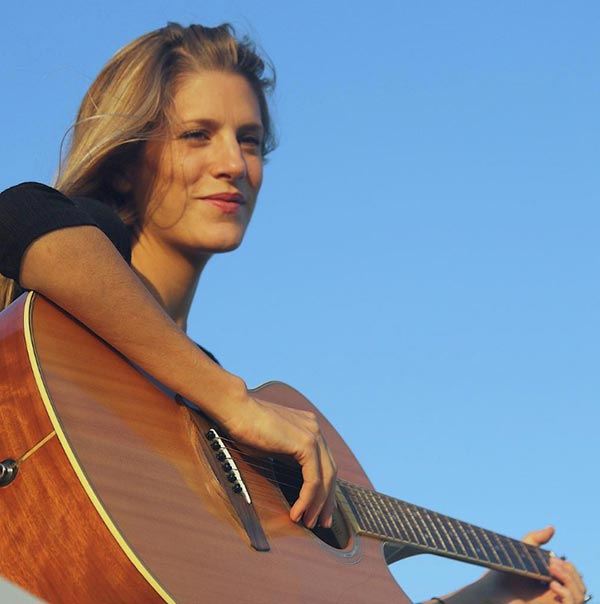 Адела Оллер