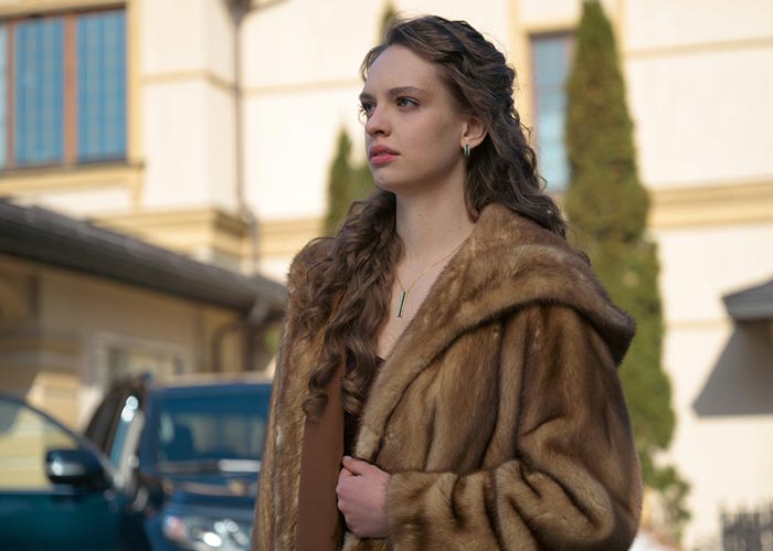 Агата Мельникова в сериале Красные линии