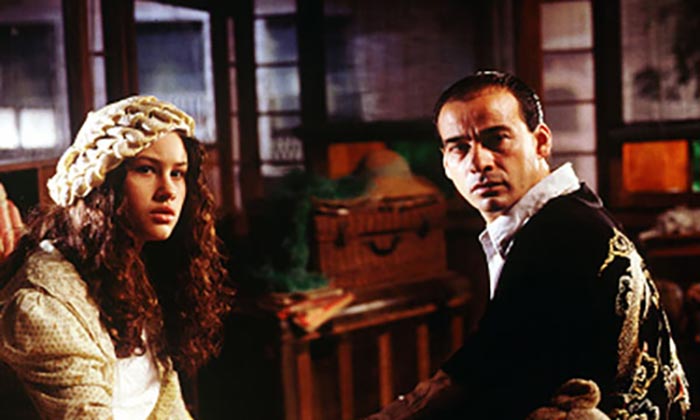 Аида Фольч в фильме Шанхайское заклинание