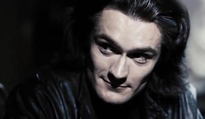 Александр Васильев в сериале Сплит